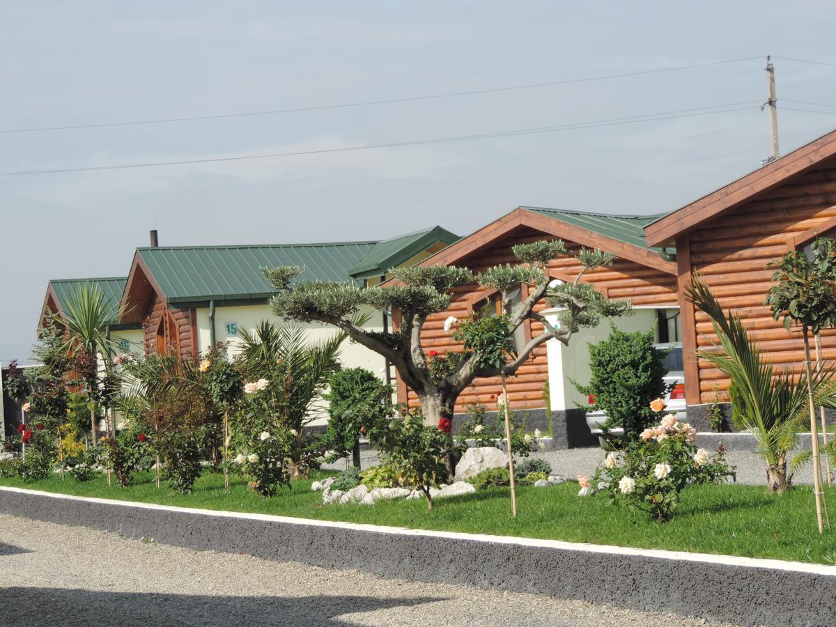 Hotel Emocia Natakhtari ภายนอก รูปภาพ